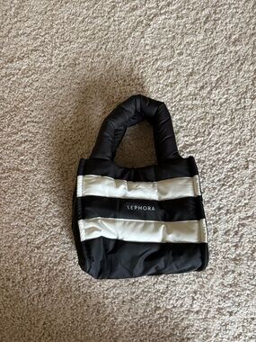 NEW Sephora Black and White Puffer Tote Bag